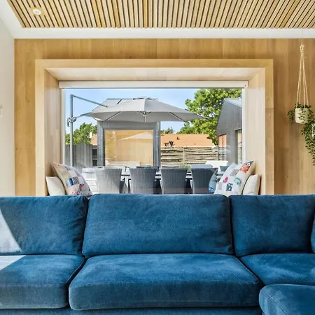 Toyah - 400m From The Sea By Interhome